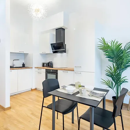 Balcony - Modern - Very Comfy * Budapesta