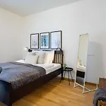 Balcony - Modern - Very Comfy * Budapest